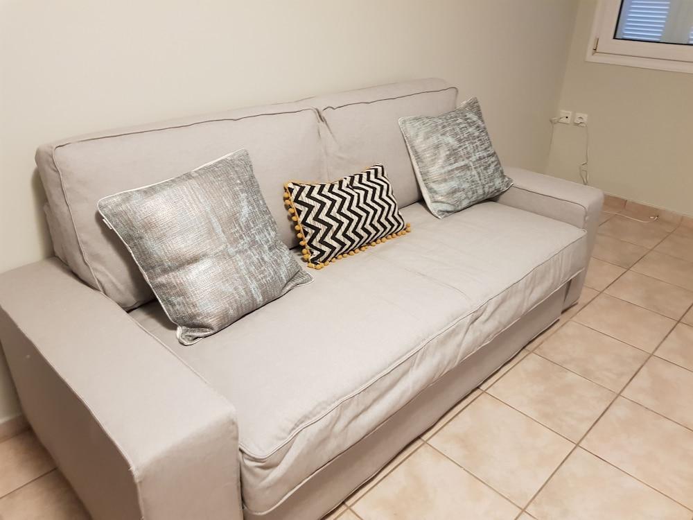 Cosy Apartment With Patio By Yha Athens Ngoại thất bức ảnh
