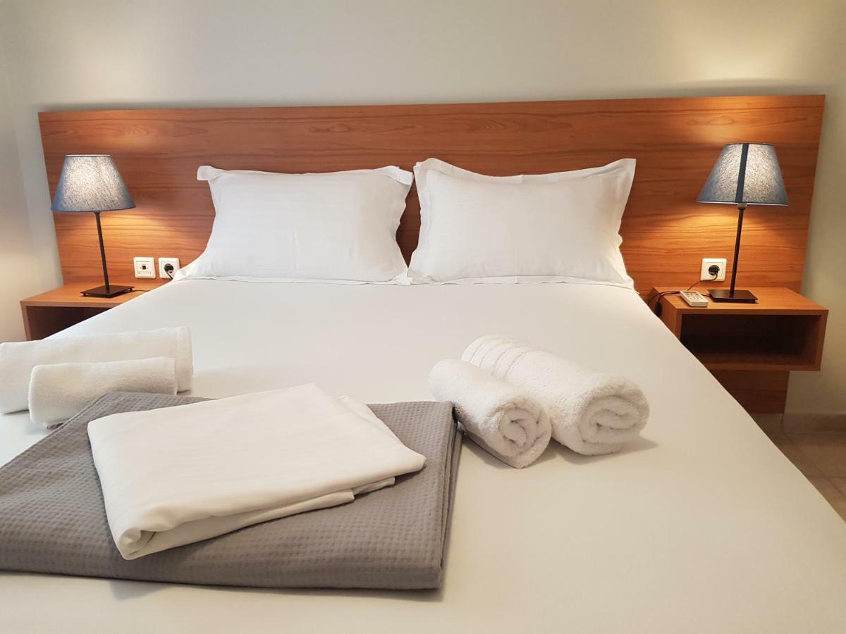 Cosy Apartment With Patio By Yha Athens Ngoại thất bức ảnh